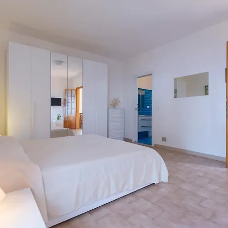 Residenza Peducelli - Helloelba