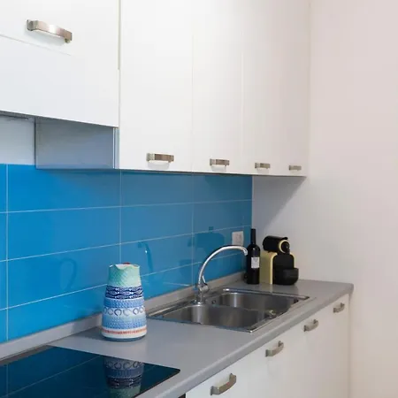Holiday home Residenza Peducelli - Helloelba